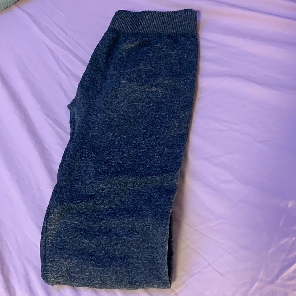 leggings.